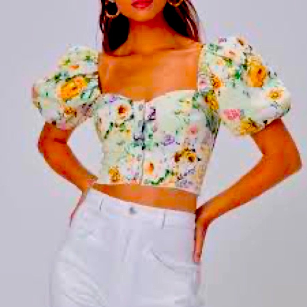 FOR THE LOVE AND LEMONS CHAMOMILE DENIM CROP TOP!👍❤️
